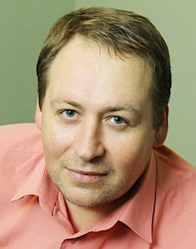 Stanislav Duzhnikov as 