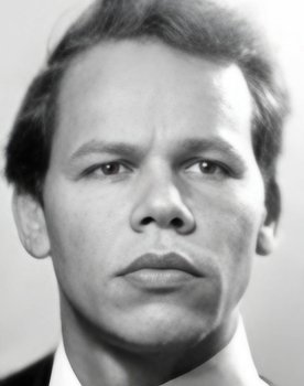 Anatoli Yabbarov as Blinov