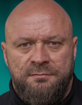 Ewen Weatherburn as Ymirskald