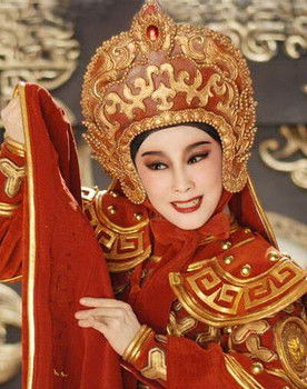 Bai ShuXian as Hua Mulan