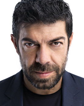 Pierfrancesco Favino