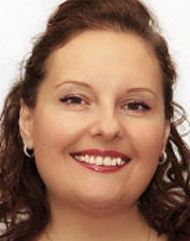 Zhanna Fetisova as Софья