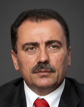 Muhsin Yazıcıoğlu as Self