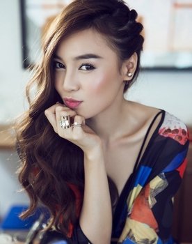 Ninh Dương Lan Ngọc as 