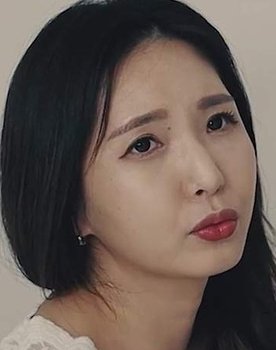 Jin Seo-yool as 임다혜