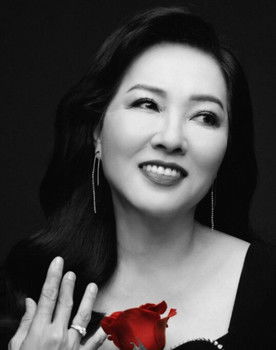 Phương Dung as Bà Thím 2