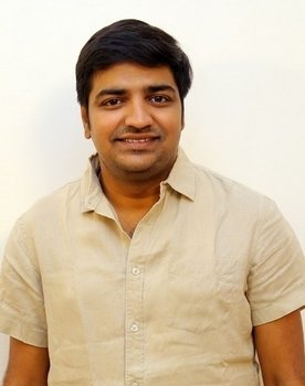 Sathish as Tarun