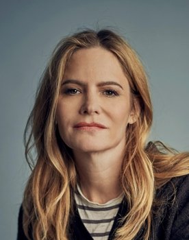 Jennifer Jason Leigh Photo