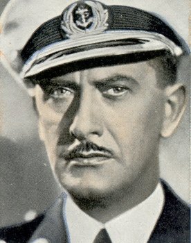 Peter Erkelenz as Michalski