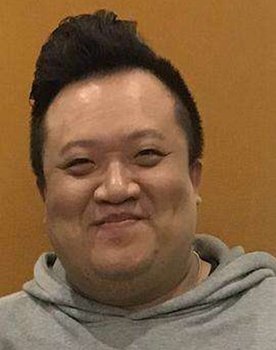 Su Xin as 