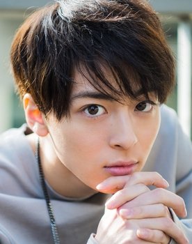 Mahiro Takasugi Photo