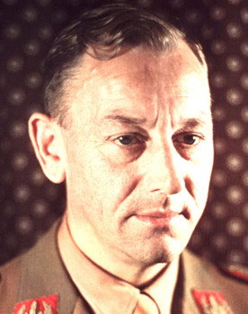 Viktor Lutze as Self