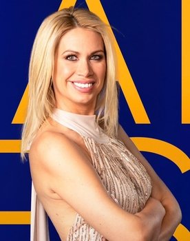 Vanessa Bouza as Participante