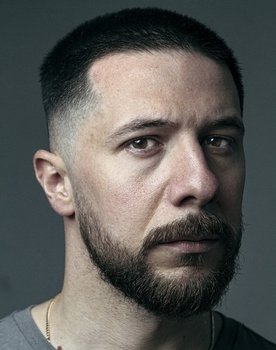 Rom Blanco as Francois (as Romanos Kassimis)