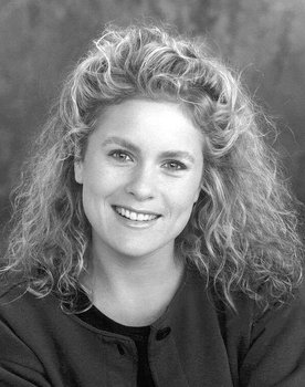 Julie Ronnie as Sally