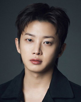 Kim Min-seok as Lim Yu-seong