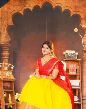 Rashmitha Rao Kommaragiri as Kanmani