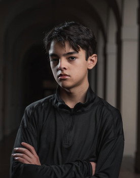 Marcos Justo as Max