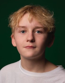 Patrick Buckley as Prince Edward