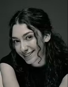 Sara Kaya as Seher