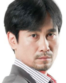 Han Myung-chul as security guard/Haruto's father