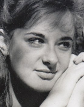 Francine Bergé as Marion