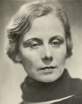 Helene Thimig as Mrs. Tucker