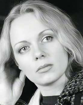 Alla Karavatskaya as Ленка