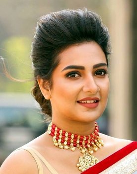 Subhashree Ganguly as Bhoomi