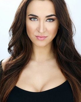 Wren Walker as Blue Jean