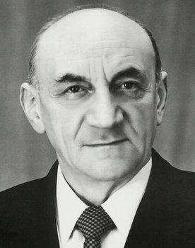 Boris Chertok as Self