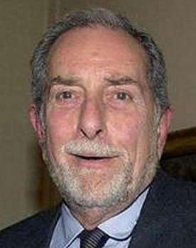 Riccardo Garrone as Umberto