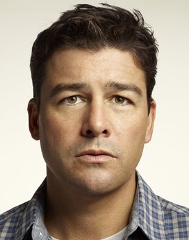 Kyle Chandler as Brooks