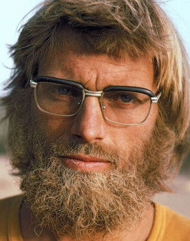 Klaus Denart as Self