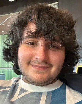 Martim Monteiro as Duarte