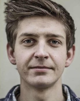 Søren Bastrup Bojsen as Ung fyr