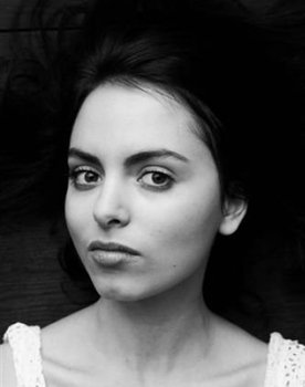 Chloé Tarka as Félicie