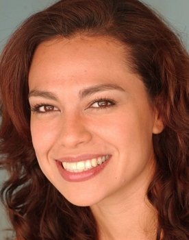 Giovanna Zacarías as 