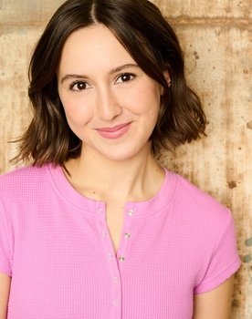 Kylie Cipolla as Cindy