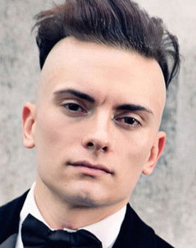 Cameron Carpenter as Self