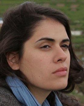 Mina Sadic as Lena Erdem