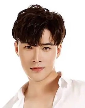 Wang Zi as Yue Chong