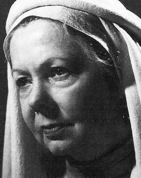 Adrienne Gessner as Elfie Möller