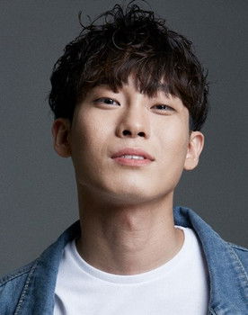 Yoo Dong-Hun as Bong Sung-Woo