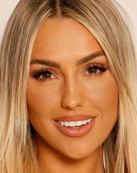 María Aguilar as Self - Contestant
