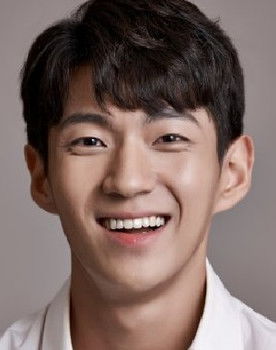 Joo Byeong-ha as Gi-hwan