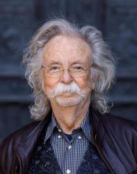 Jean Pütz as Albert Einstein