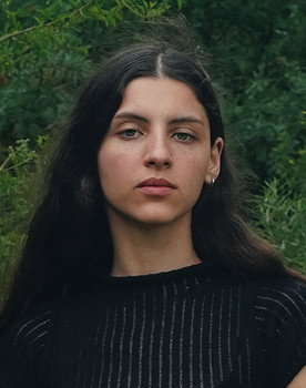 Lucía Belén Rovasio Aguirre as Lucía