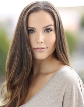 Zoe Fraser as Amy Collins