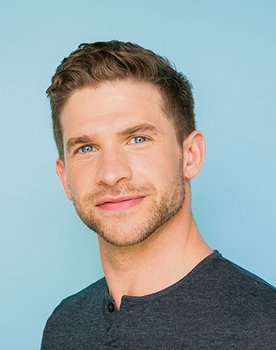 Jeremy Crittenden as Altar Boy